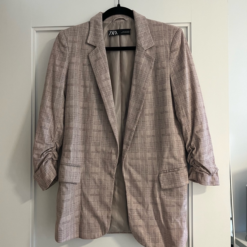 Beige Zara blazer